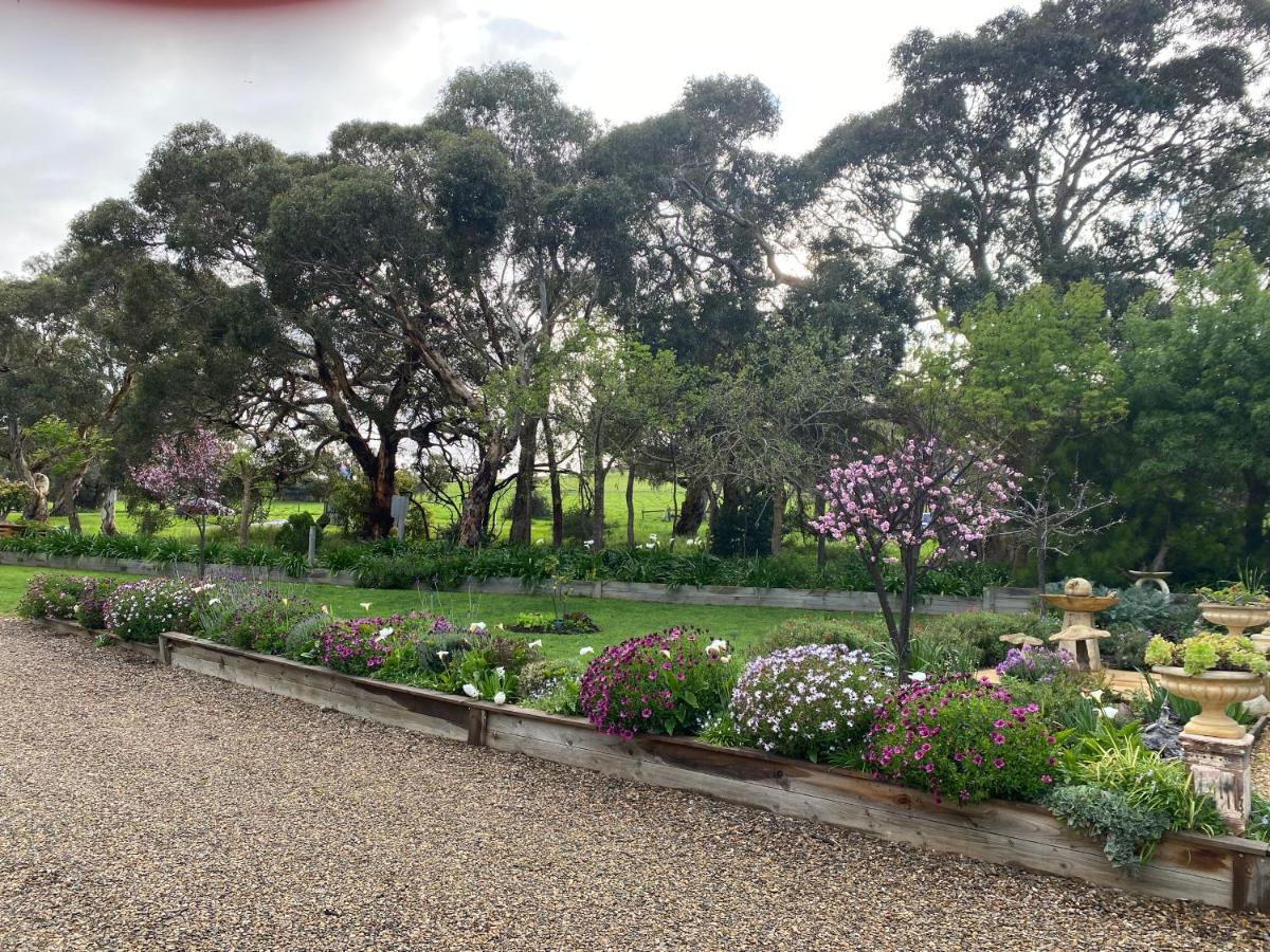 Lazy Days Cottage - Victor Harbor Hindmarsh Valley Ngoại thất bức ảnh